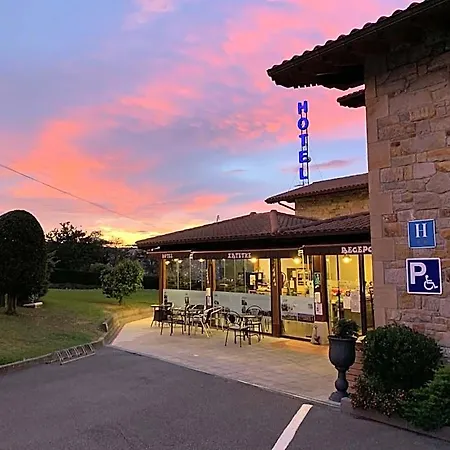 Hotel Artetxe 2*