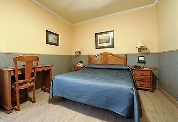 아르테트세 호텔 2*